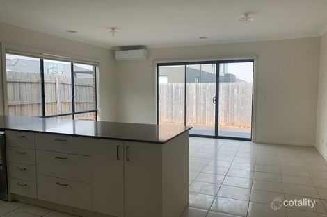 Property photo of 29 Fiorelli Boulevard Cranbourne East VIC 3977
