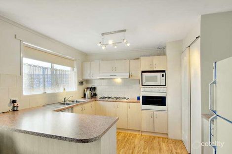 Property photo of 20 Postregna Way Skye VIC 3977