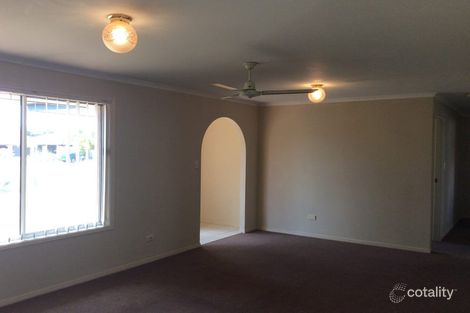 Property photo of 17 Spoonbill Way Eli Waters QLD 4655