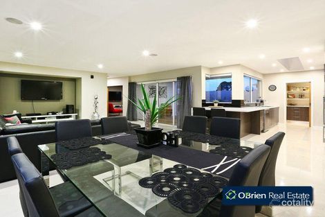 Property photo of 28 Knowland Grove Botanic Ridge VIC 3977