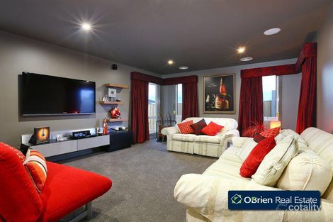 Property photo of 28 Knowland Grove Botanic Ridge VIC 3977
