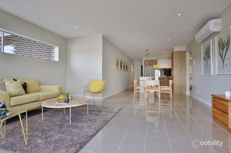 Property photo of 1/3 Franklin Road Doncaster East VIC 3109