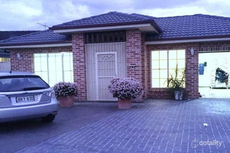 4 Alphil Ave, Cabramatta, NSW 2166