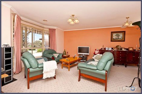 Property photo of 8 Winyu Close Ngunnawal ACT 2913
