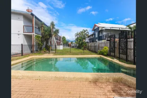136-138 Grafton St, Cairns City, QLD 4870