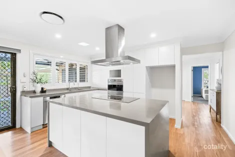 Property photo of 15 Minstrel Place Rouse Hill NSW 2155