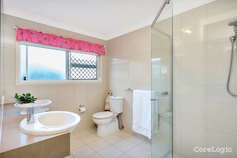 Property photo of 11 Treasure Island Drive Biggera Waters QLD 4216