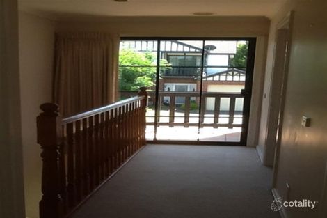 Property photo of 10/40-44 Warrawong Drive Berwick VIC 3806