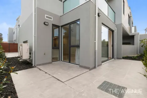Property photo of 296 Grange Road Ormond VIC 3204