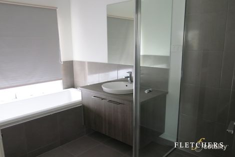 Property photo of 55 Castillo Avenue Clyde North VIC 3978