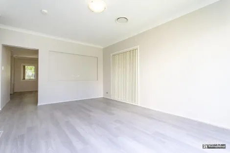 Property photo of 16 Sydney Smith Drive Penrith NSW 2750