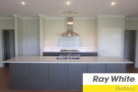 Property photo of 4 Solstice Way Australind WA 6233