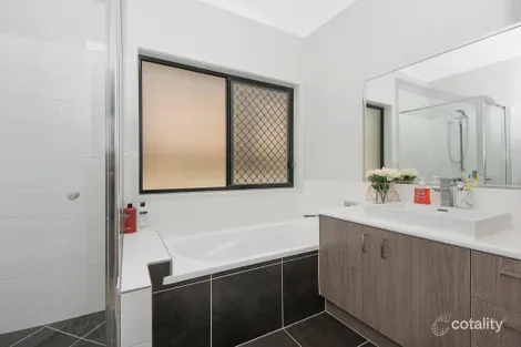 Property photo of 66 Ross Road Upper Kedron QLD 4055