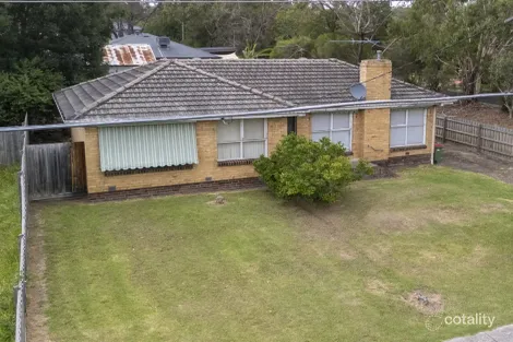 Property photo of 28 Cardigan Road Mooroolbark VIC 3138