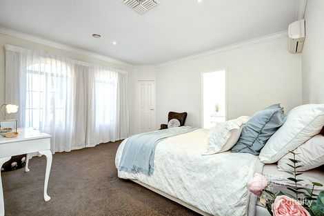 Property photo of 53 Pickworth Retreat Pelican Point WA 6230