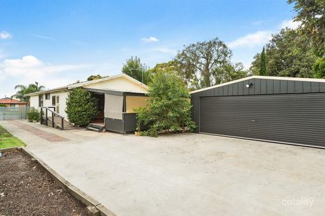 Property photo of 47 Airlie Grove Seaford VIC 3198