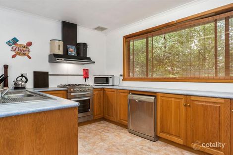 Property photo of 47 Airlie Grove Seaford VIC 3198