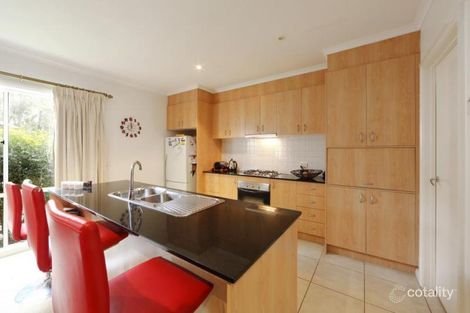 Property photo of 84 Sovereign Manors Crescent Rowville VIC 3178