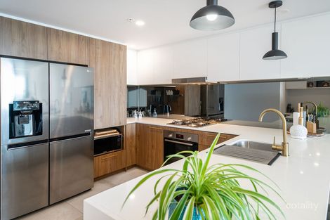 Property photo of 902/372-374 Marine Parade Labrador QLD 4215