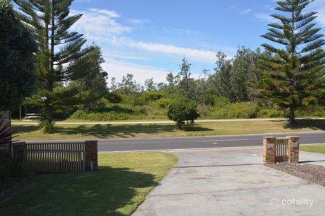 Property photo of 85A Coronation Drive Broulee NSW 2537