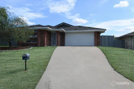 19 Baxter St, Gunnedah, NSW 2380