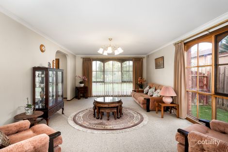 Property photo of 10 Jessup Close Mulgrave VIC 3170