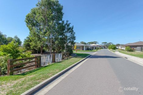 Property photo of 10 Lorikeet Circuit Fullerton Cove NSW 2318