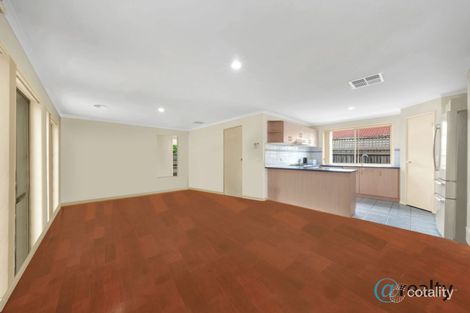 Property photo of 54 Bateman Grove Hampton Park VIC 3976
