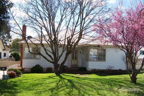 38 Mitchell St, Kyneton, VIC 3444