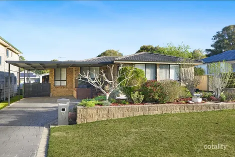 17 Barton St, Oak Flats, NSW 2529