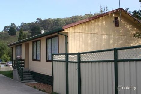 Property photo of 216 Foxlow Street Captains Flat NSW 2623