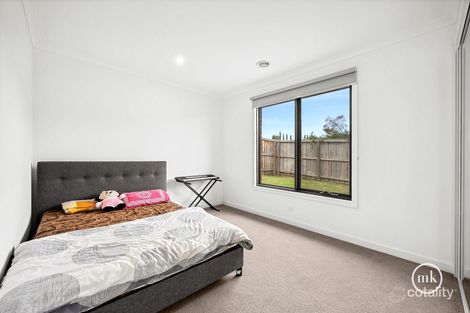 Property photo of 24 Aspect Drive Doreen VIC 3754