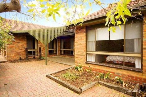 6 Glenara Ct, Belmont, VIC 3216