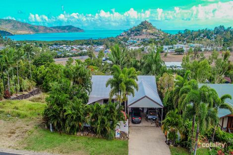 Property photo of 20 Country Road Cannonvale QLD 4802