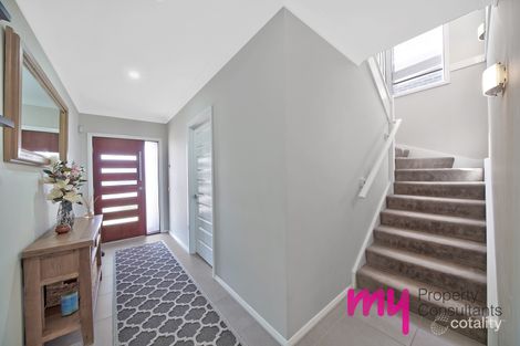 Property photo of 38 Gledswood Hills Drive Gledswood Hills NSW 2557