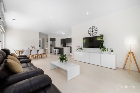 Property photo of 5 Ti-Tree Crescent Officer VIC 3809