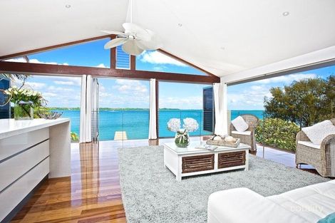 214 Shore St N, Cleveland, QLD 4163