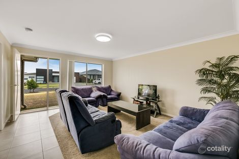 Property photo of 9 Whitefield Street Glenvale QLD 4350