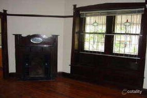 Property photo of 28 Wolli Avenue Earlwood NSW 2206