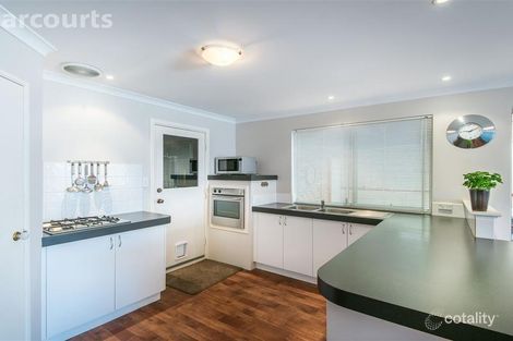 Property photo of 6 Rosedale Vista Hocking WA 6065