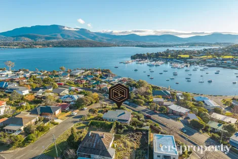 2 Sunnyside Rd, Lindisfarne, TAS 7015
