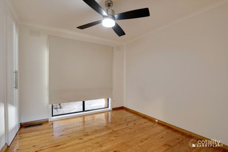 Property photo of 29 Kitchener Parade Cockatoo VIC 3781