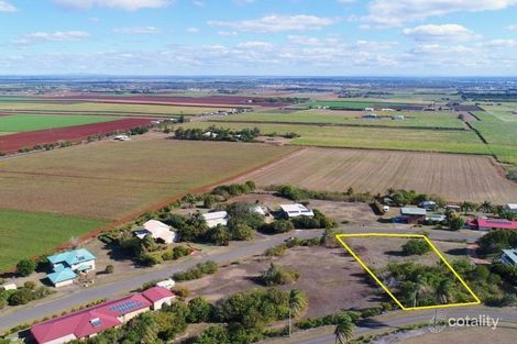 Property photo of 10 Finemore Crescent Qunaba QLD 4670