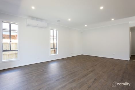 Property photo of 14 Thea Close Wyndham Vale VIC 3024