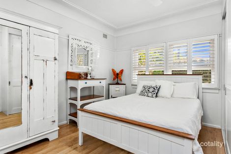 Property photo of 21 South Creek Road Dee Why NSW 2099