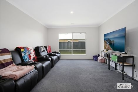 Property photo of 33 Klim Street Killara VIC 3691