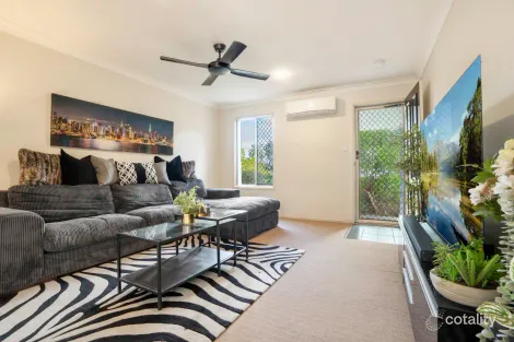 Property photo of 11/10 Chapman Place Oxley QLD 4075