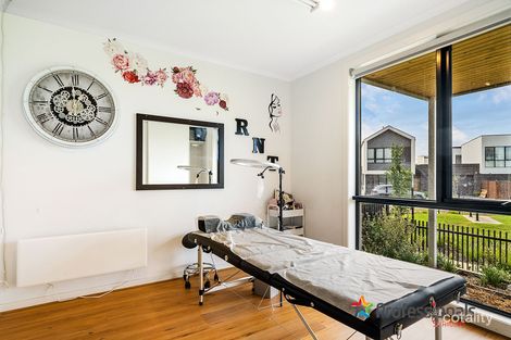 Property photo of 4 Callow Walk St Albans VIC 3021