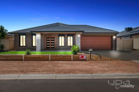 5 Lucerne Way, Darley, VIC 3340