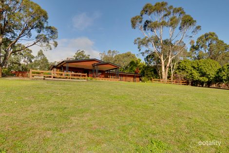 190 Pearces Trk, Hernes Oak, VIC 3825